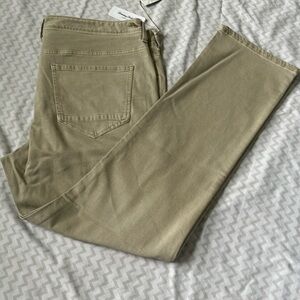 listing-status-banner